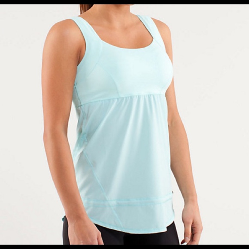 Lululemon chase me tank